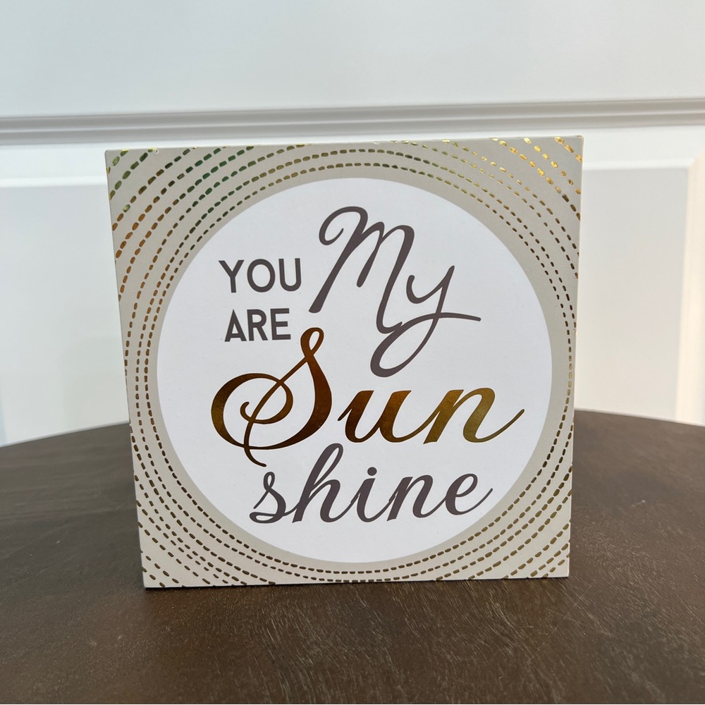 Belle Maison Black and White Art box